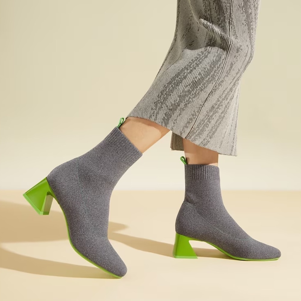 Vivaia - Square-Toe Water-Repellent Block Heeled Boots - Regina Pro - Grey Green